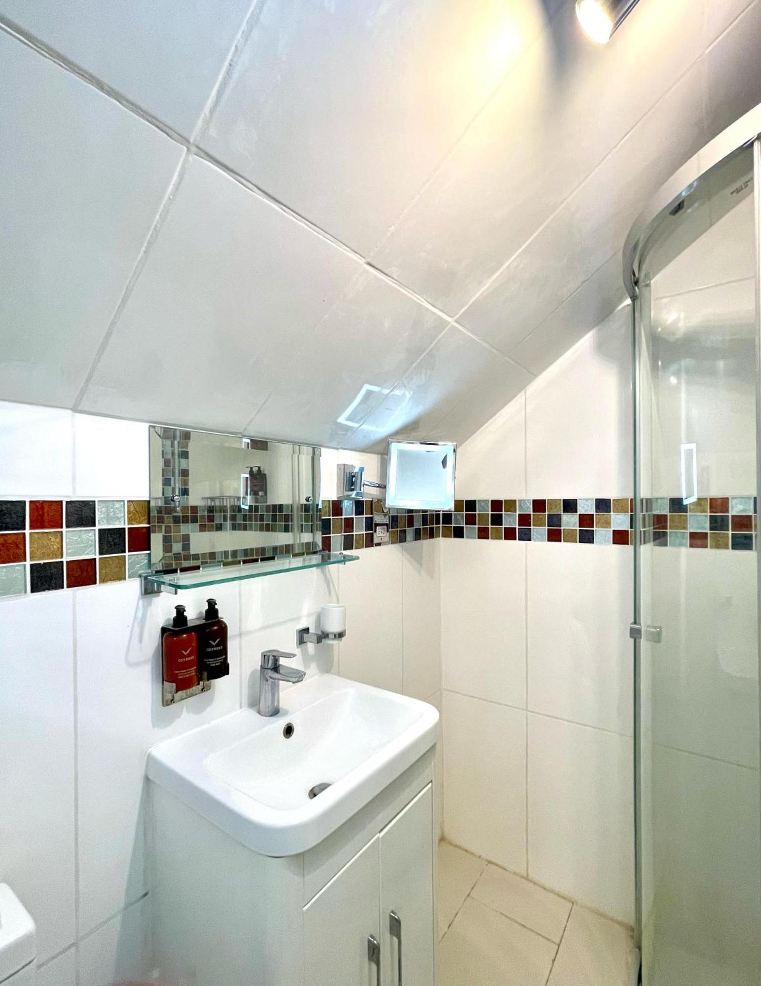 Crompton Guest House Hounslow Luaran gambar