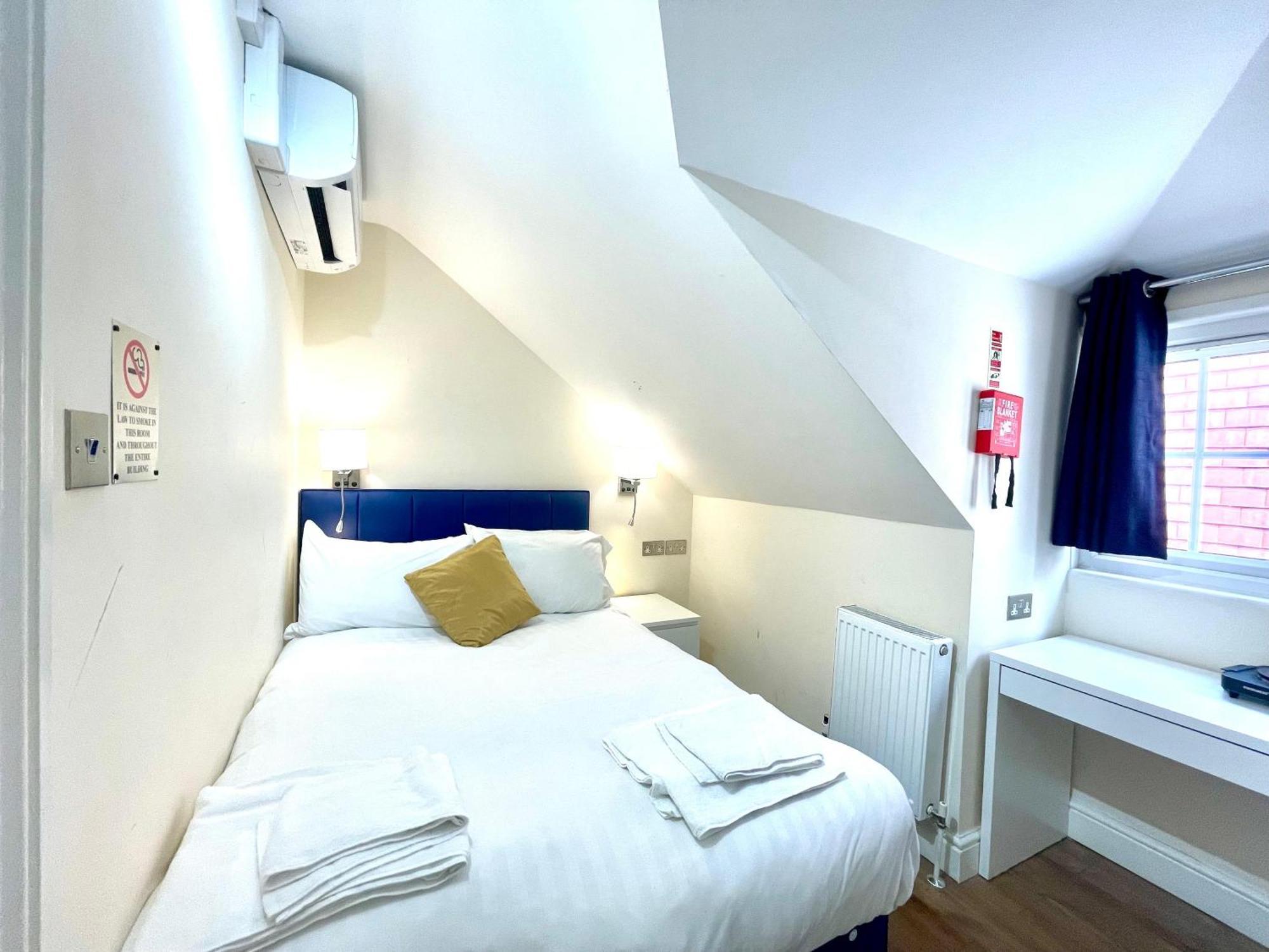 Crompton Guest House Hounslow Luaran gambar