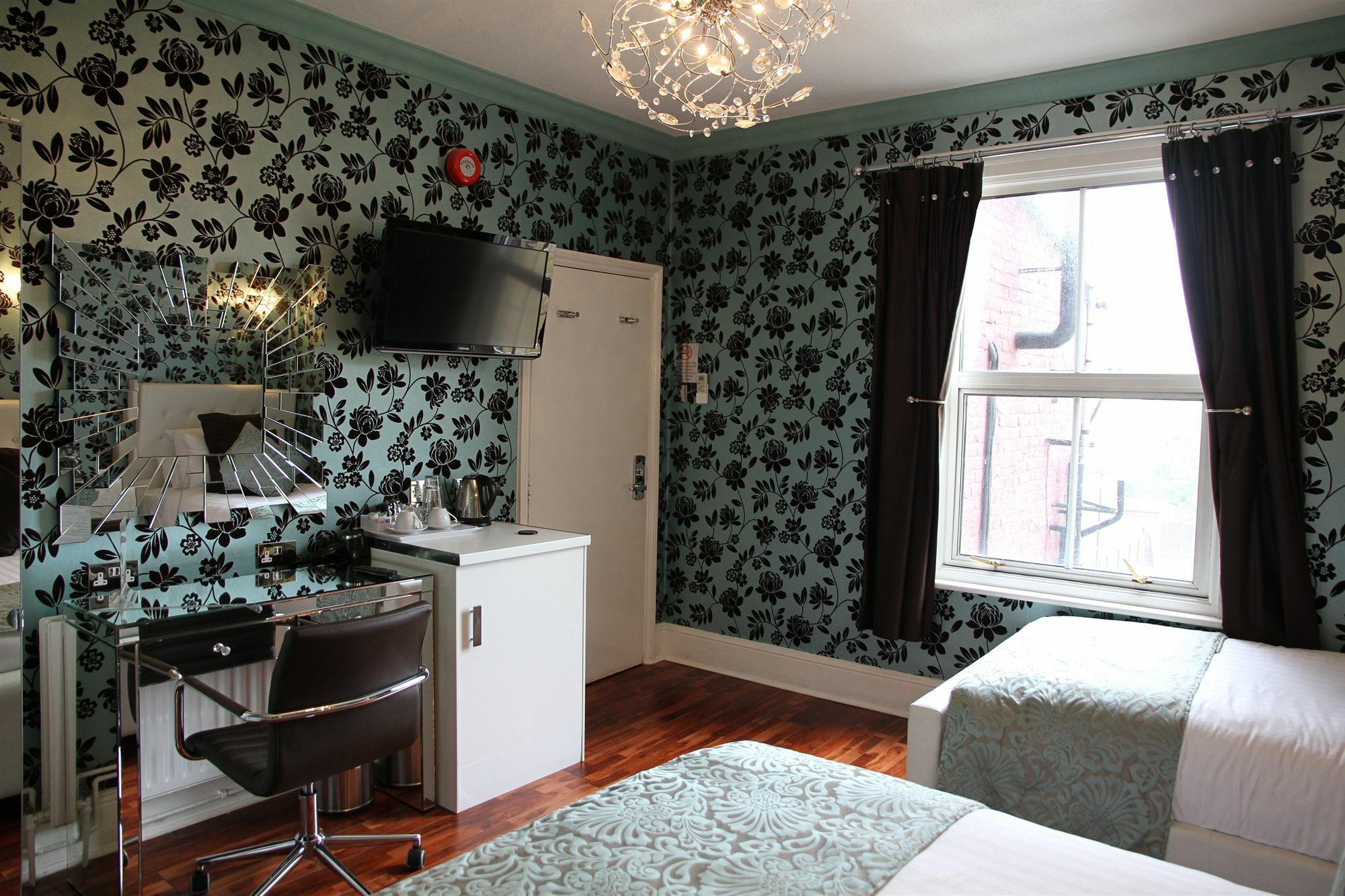 Crompton Guest House Hounslow Luaran gambar