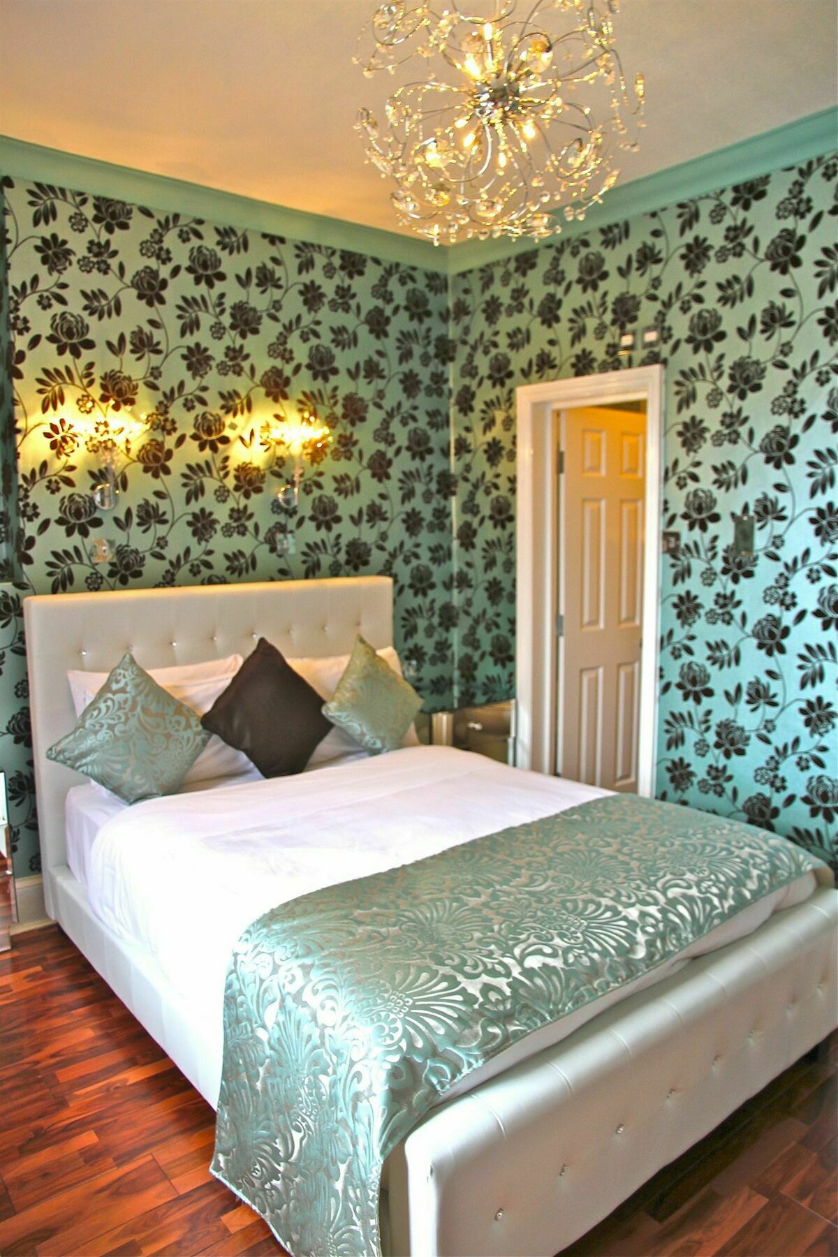 Crompton Guest House Hounslow Luaran gambar