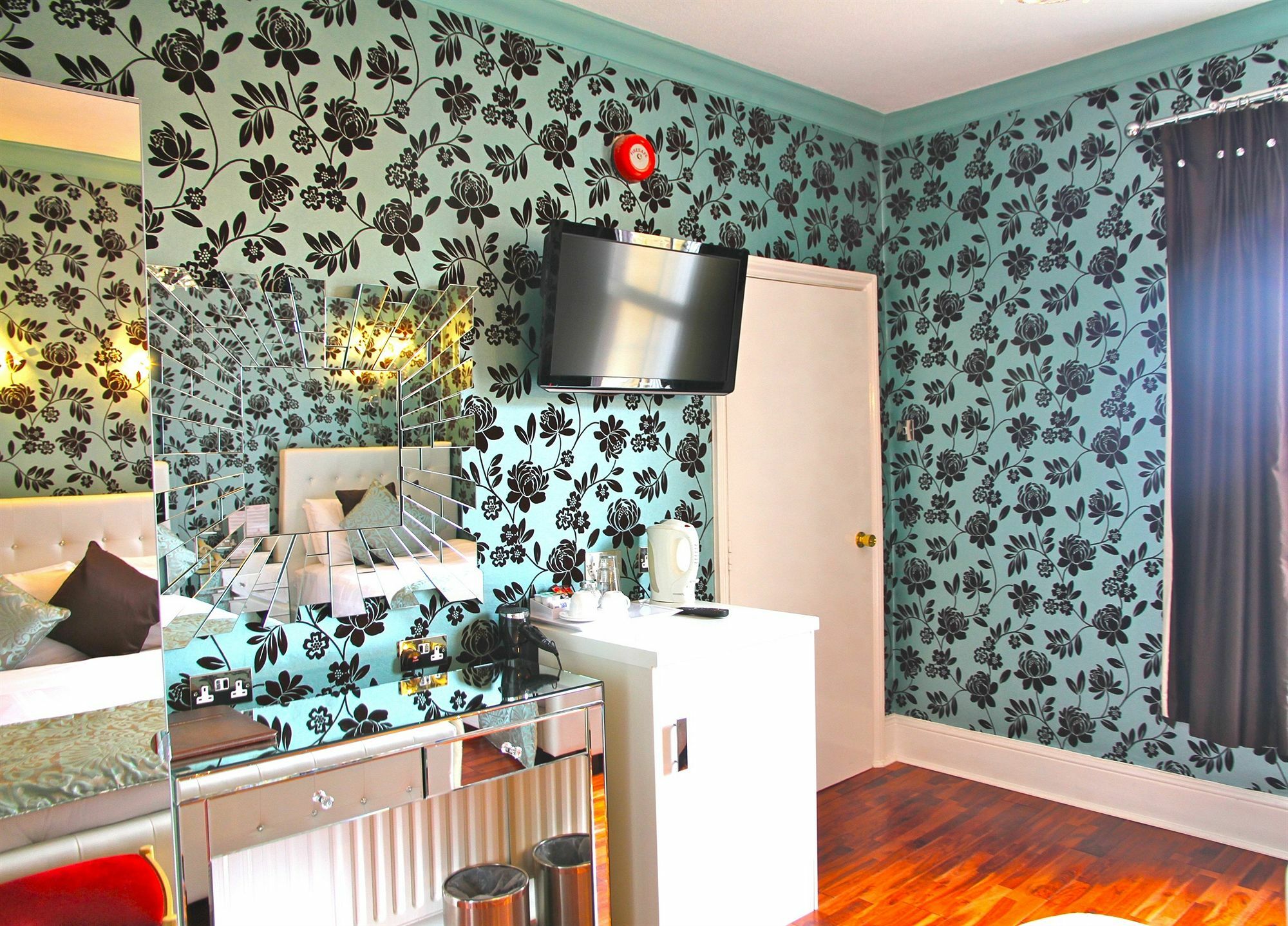 Crompton Guest House Hounslow Luaran gambar