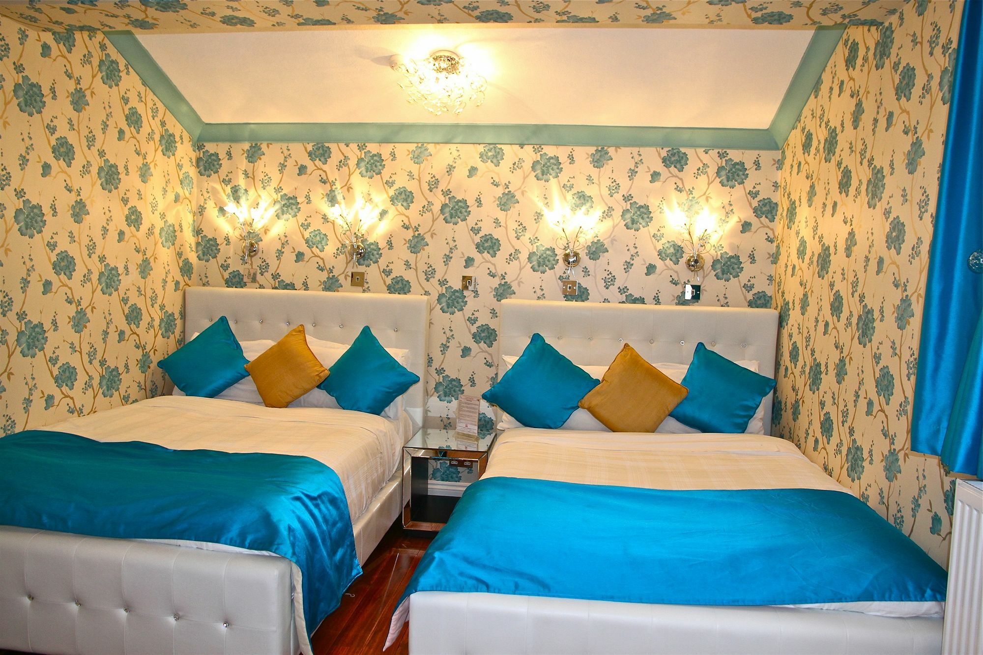 Crompton Guest House Hounslow Luaran gambar